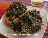 Pate of seaweed with almonds and parsley