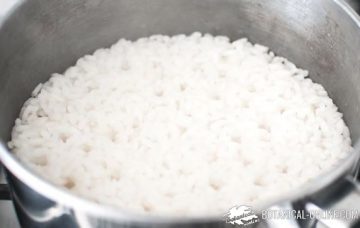 boiled white rice