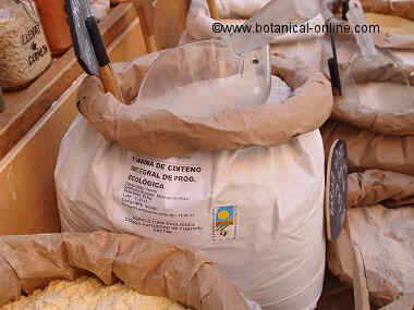 whole cereals flour