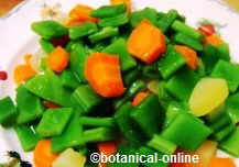 Boiled beans with onion and potatoes
