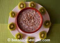 Milk with wheat bran and kiwi