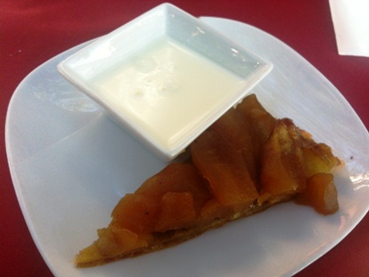 loquat tatin pie