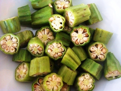 Okra cut in size for frying