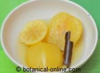 Pears with cinnamon
