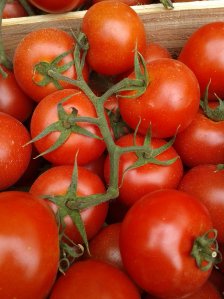 Tomato juice is used as a deodorant in bath water