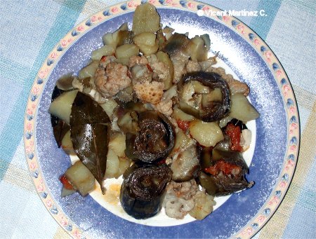 plato de coliflor con alcachofas