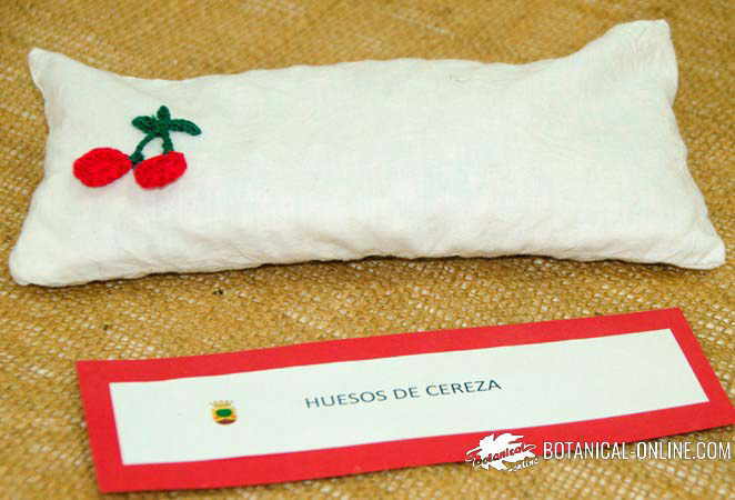 cojin de huesos de cerezas