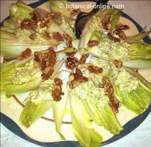 Ensalada con nueces y aguacate