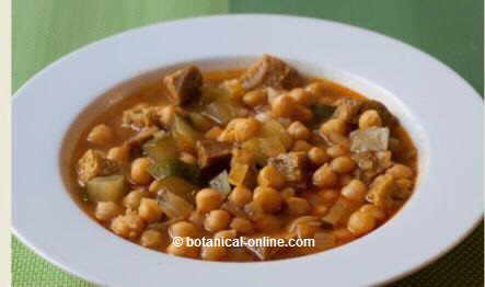 Garbanzos con seitán